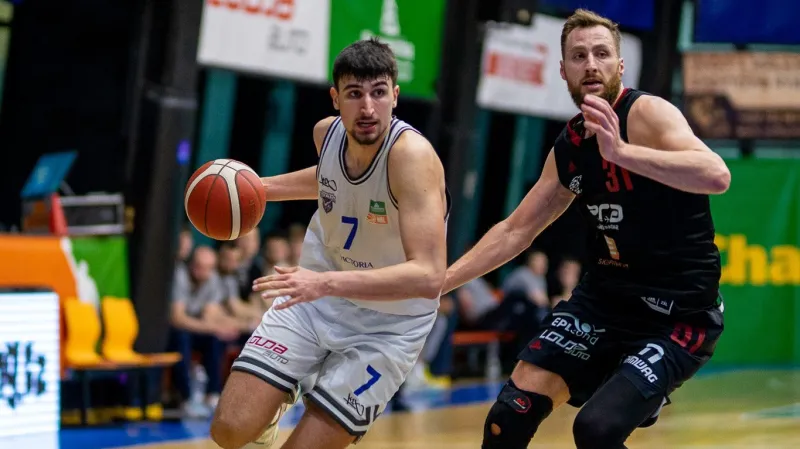 Nymburk v šestém čtvrtfinále vyhrál na palubovce USK