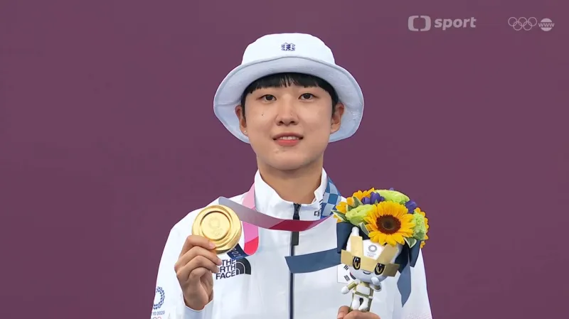 Záznam z olympijského boje o medaile v ženské lukostřelbě