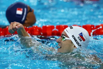 Miroslav Knedla v olympijské rozplavbě na 100 metrů znak