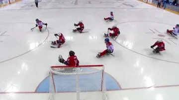 Sledge hokejisté nestačili na Nory a na paralympiádě skončili šestí