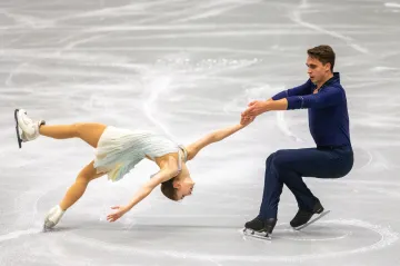 Sportovní dvojice Jelizaveta Žuková a Martin Bidař