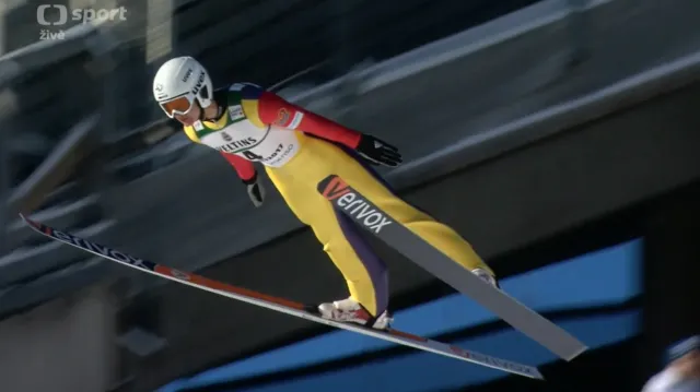 Skoky českých sdruženářů na středním můstku a nejdelší pokus Frenzela