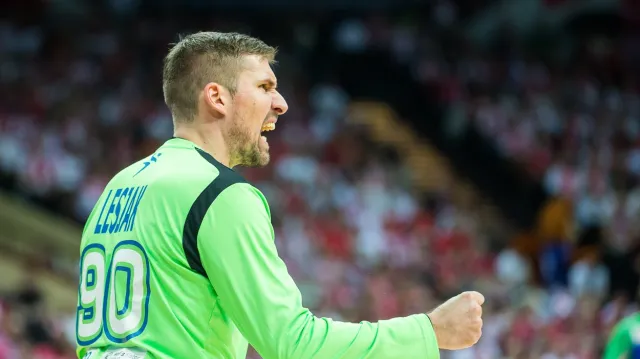 Triple save slovinského brankáře Lesjaka