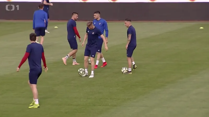 Jak jsou na tom před finále Slavia a Baník?