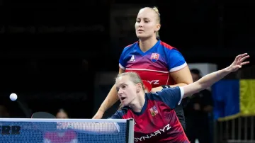 Matelová a Várady ztratily dobře rozehraný zápas s Korejkami