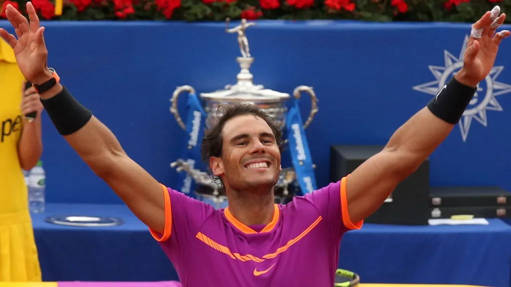 Slavící Rafael Nadal