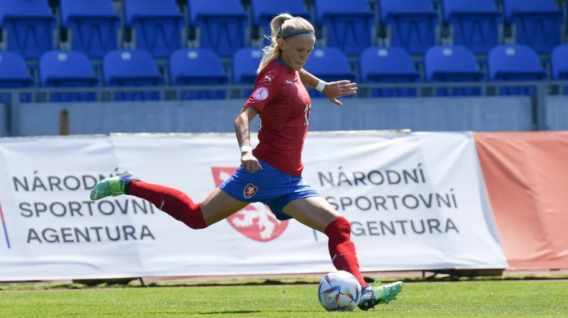 Mladé fotbalistky zakončily domácí ME bez vstřeleného gólu. I tak je na ně trenér Navrátil pyšný