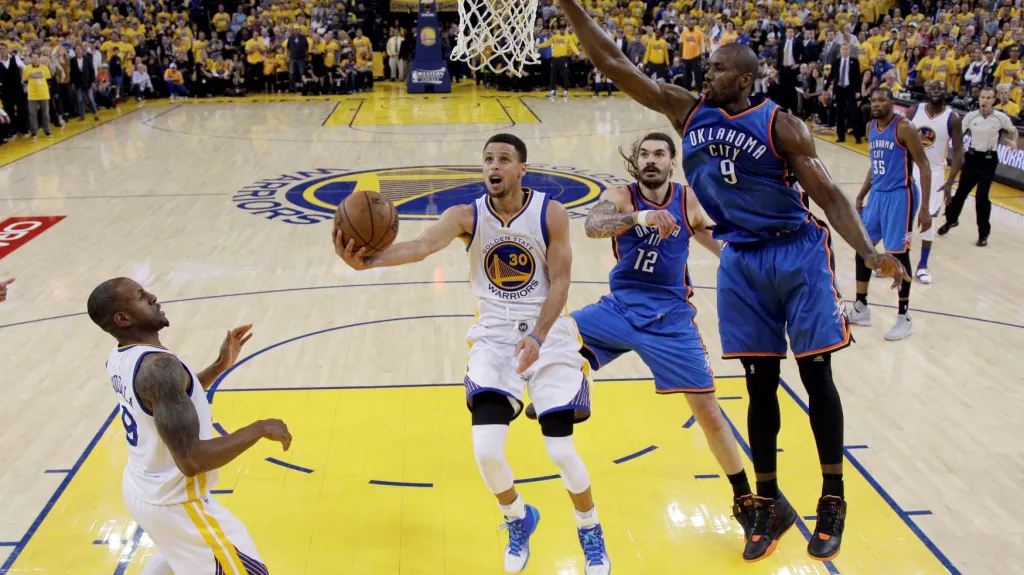 Utkání Golden State - Oklahoma