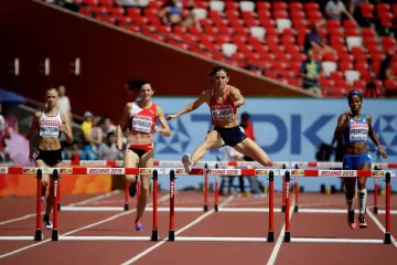 Zuzana Hejnová (druhá zprava) na MS v Pekingu