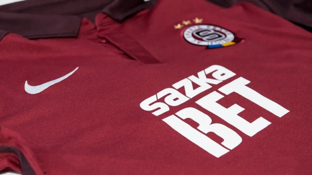 Sparťanský dres s novým logem