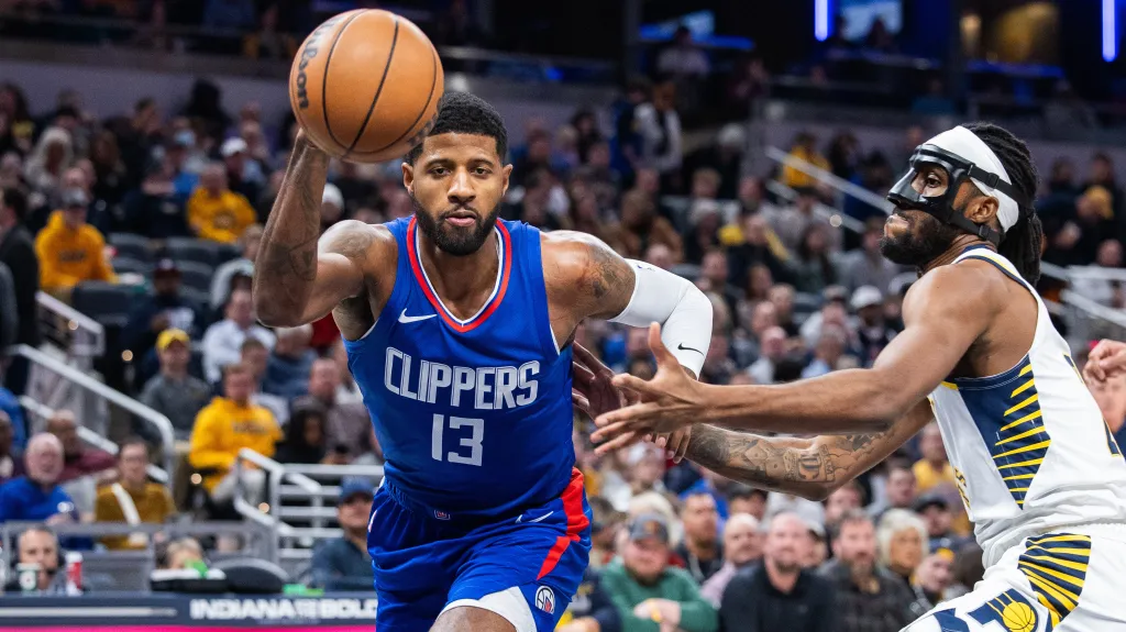 Paul George předvedl v utkání s Indianou další parádní výkon