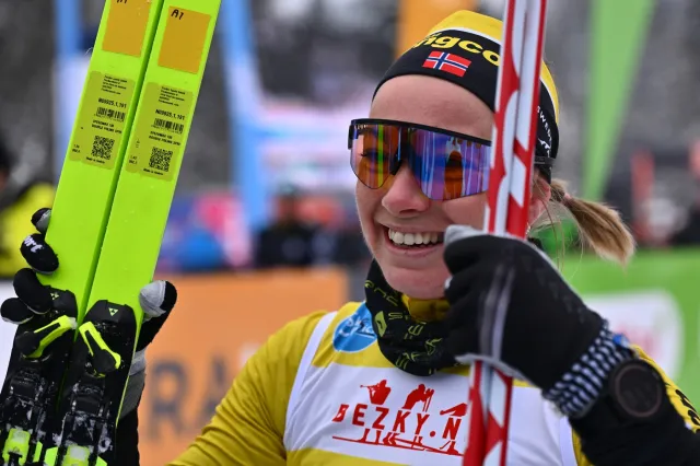 Norka Alnaesová obhájila vítězství na Jizerské padesátce. Mužům kraloval krajan Riege