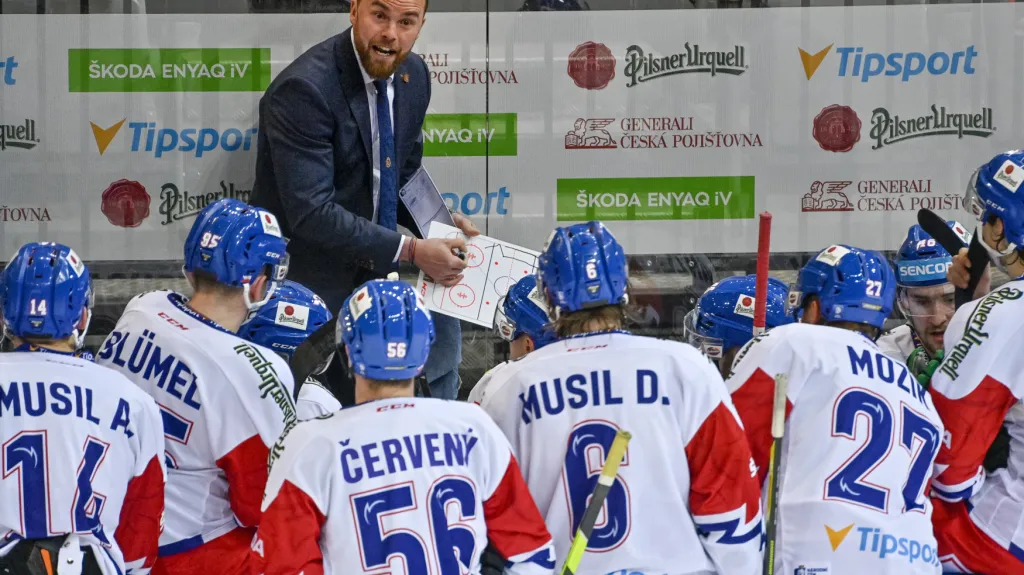 Filip Pešán na reprezentační střídačce
