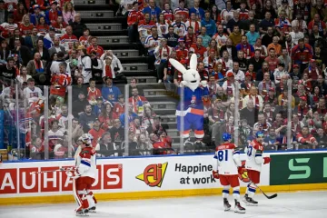 Maskot MS v hokeji králík Bob