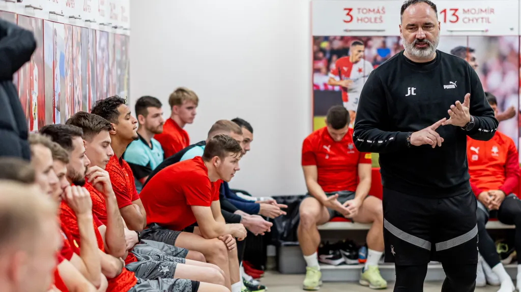 Kabina Slavie na startu přípravy