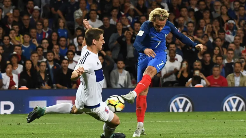 Antoine Griezmann v utkání s Lucemburskem