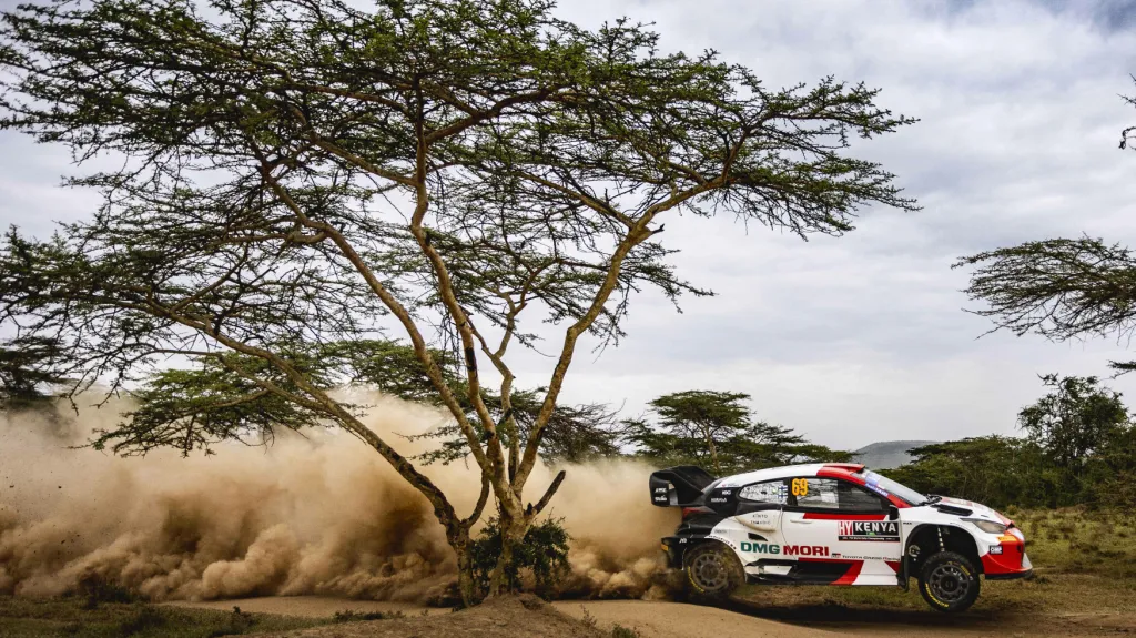  Safari rallye v Keni vede i po druhé etapě finský pilot Kalle Rovanperä