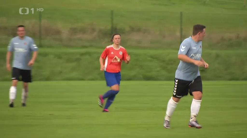 Z ligy žen až do Studence. Zahradníková je jedinou fotbalistkou v mužských soutěžích