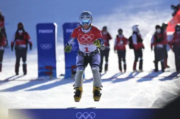 Ester Ledecká slaví vítězství