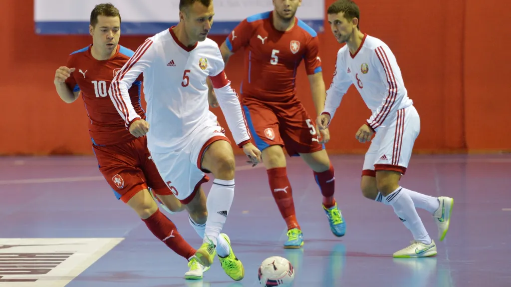 Michal Seidler (vlevo) v dresu české futsalové reprezentace