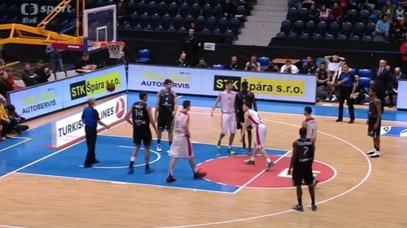 Sestřih basketbalu Nymburk - Siena