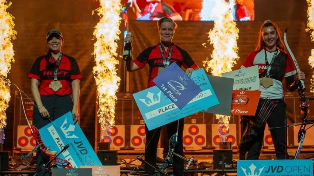 Horáčková skončila na halovém turnaji v Eindhovenu třetí