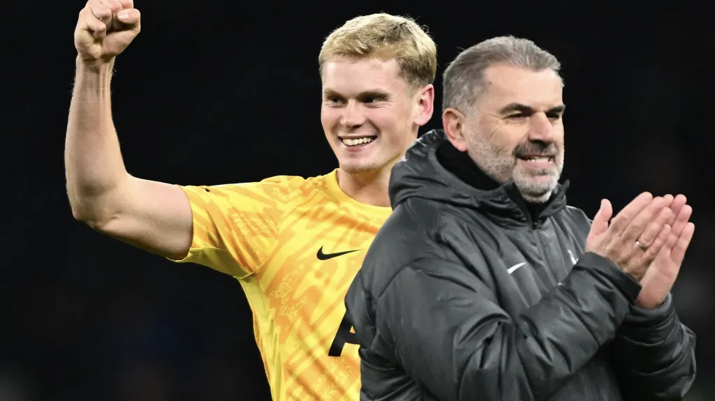 Antonín Kinský a jeho nový kouč v Tottenhamu Ange Postecoglou