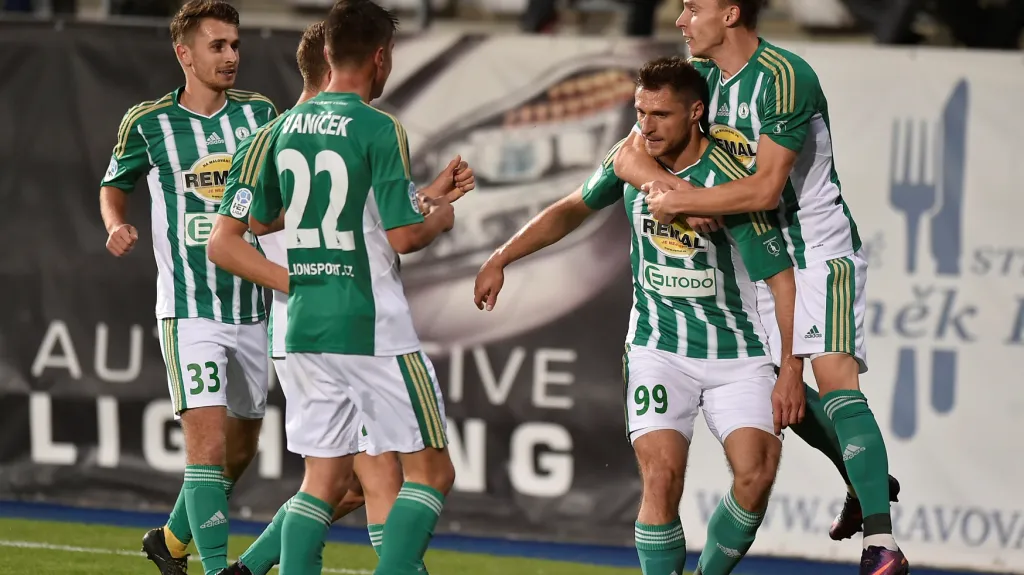 Fotbalisté Bohemians 1905 se radují z gólu v Jihlavě