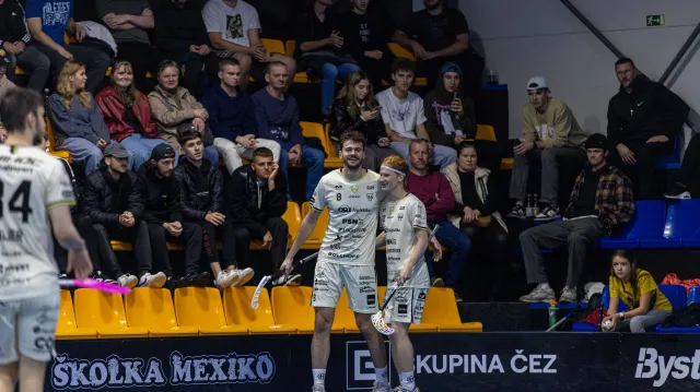Prvními finalisty Poháru Českého florbalu jsou hráči Tatranu Střešovice