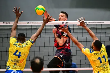 Vítězná rozlučka se nekonala. Lvi s Las Palmas pětisetovou bitvu prohráli