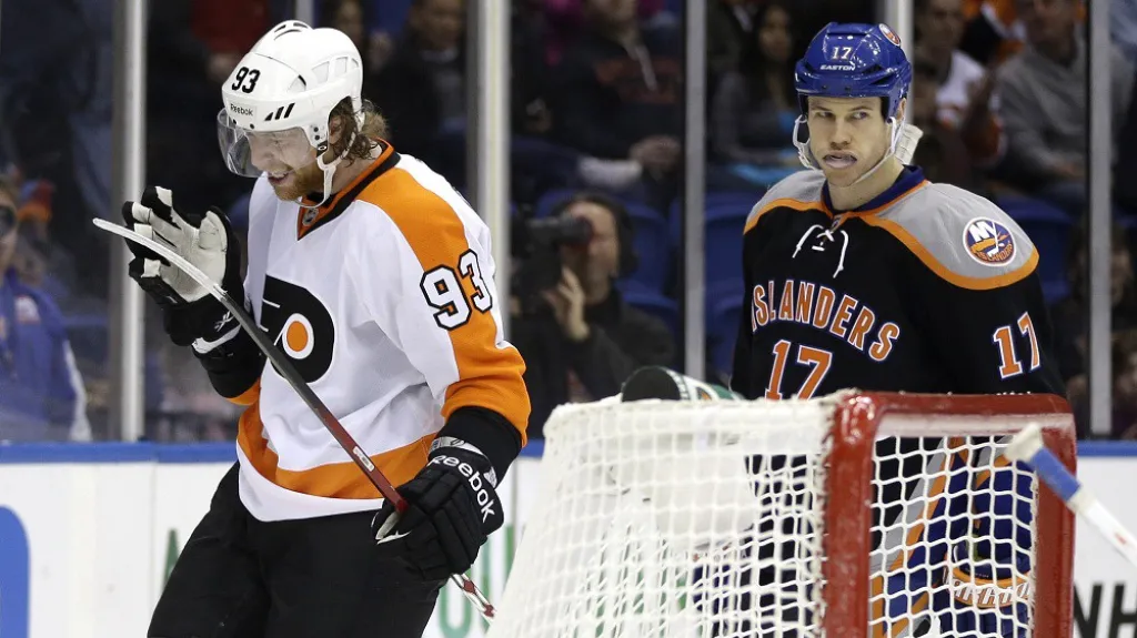 Jakub Voráček (vlevo)