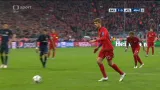 Moment v utkání Bayern - Atlético: Neproměněná Müllerova penalta (34. min.)