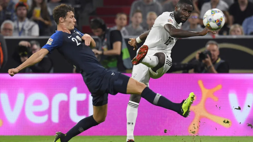 Benjamin Pavard a Antonio Rüdiger 