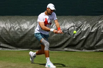 Novak Djoković v tréninku na Wimbledon