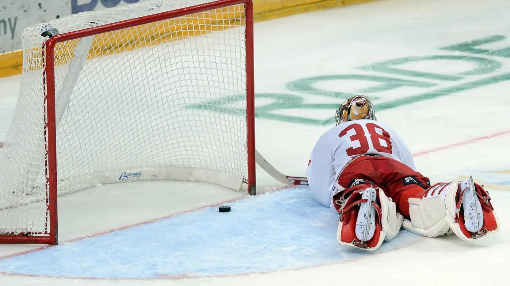 Slávista Dominik Fürch inkasuje vyrovnávací gól