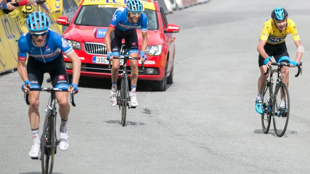 Andrew Talansky před Ryderem Hesjedalem a Christopherem Froomem