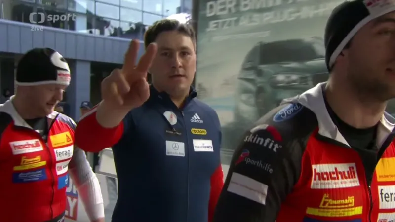 Dramatické finále SP čtyřbobů