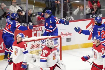 Americká radost v semifinále juniorského šampionátu proti Česku