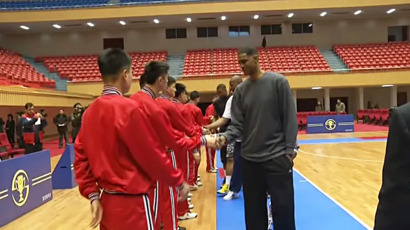 Komentář Petra Bláhy k basketbalové exhibici v KLDR