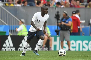 N'Golo Kanté v dresu Francie