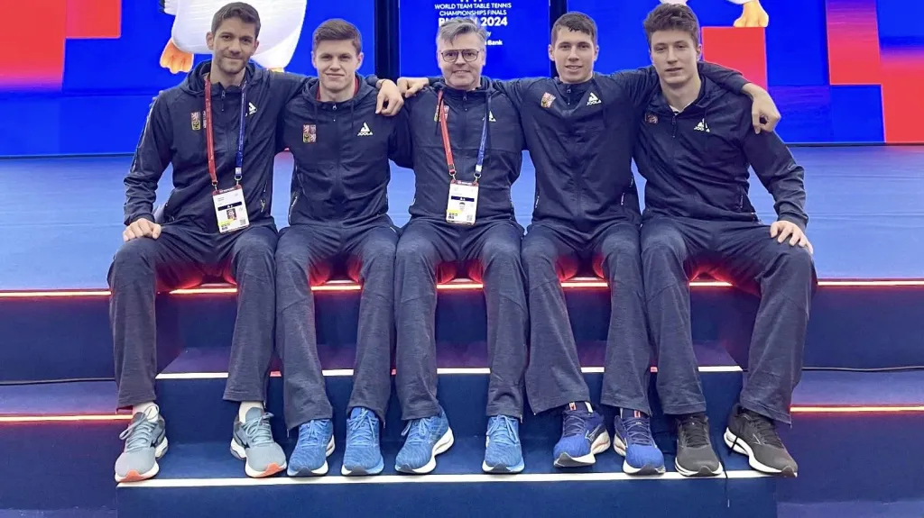 Čeští stolní tenisté na MS družstev