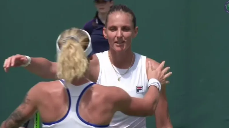 Karolína Plíšková ve Wimbledonu postupuje