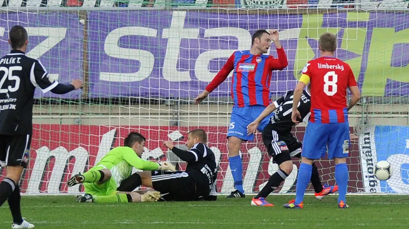 Plzeň inkasuje na hřišti Příbrami