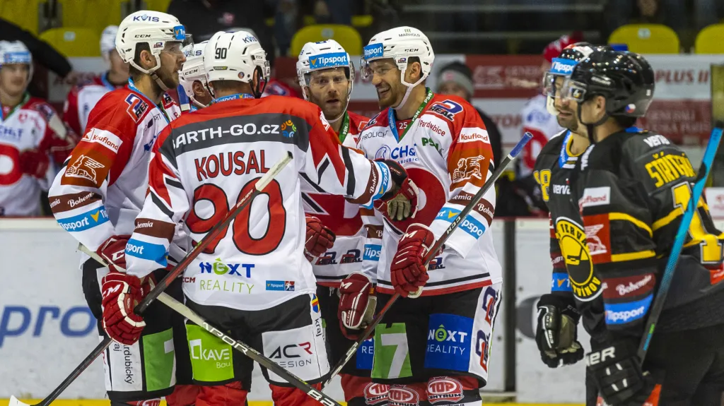 Hráči Pardubic se radují proti Litvínovu