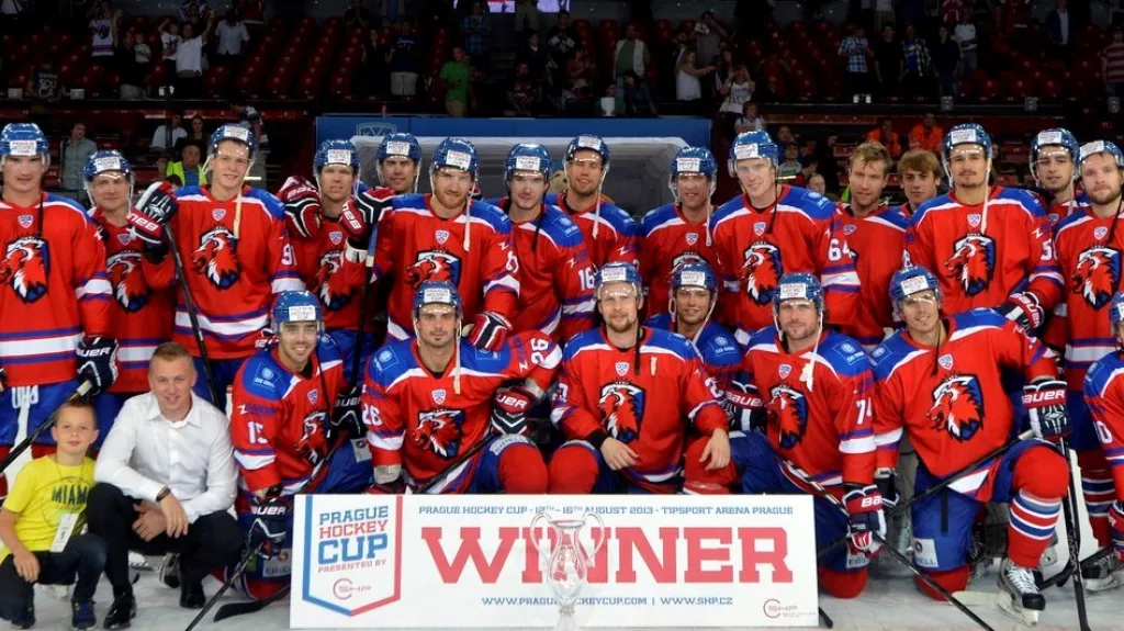 Slavící hráči Lva Praha