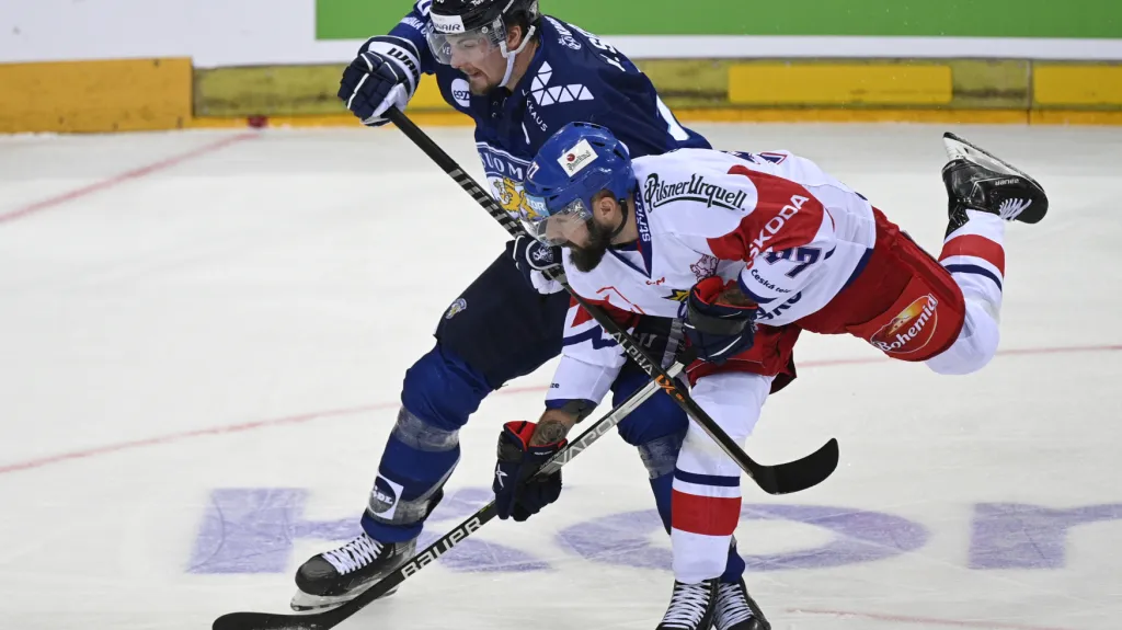 Milan Gulaš a Mikael Seppälä v souboji 