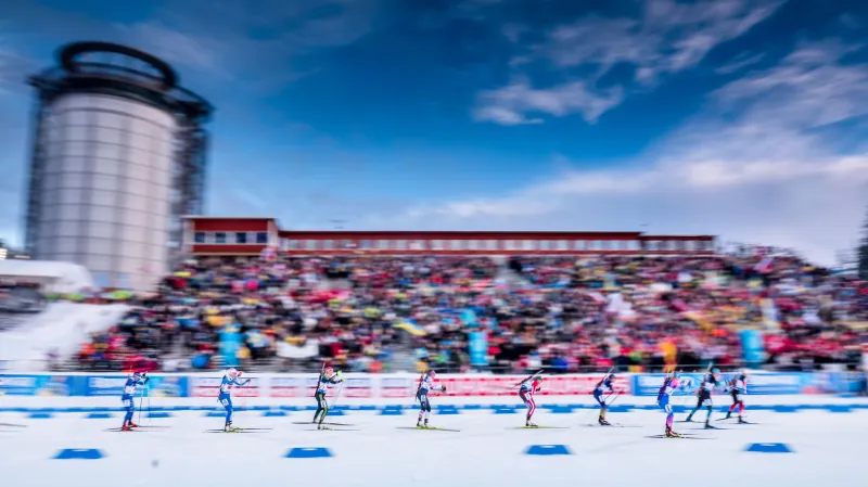 Závod štafet smíšených dvojic na mistrovství světa v Östersundu