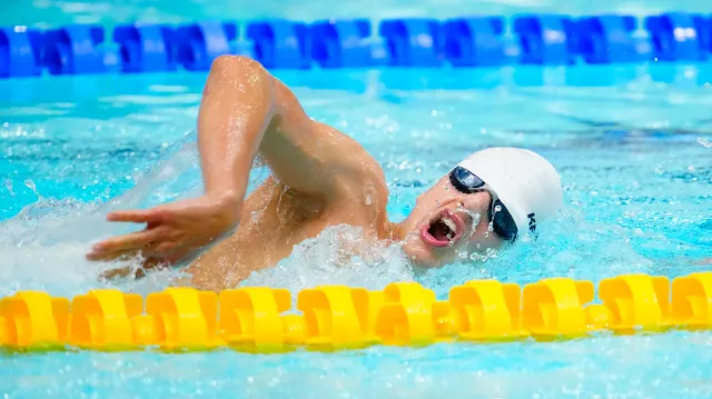 David Kratochvíl získal v patnácti letech titul mistra světa na 400 m volný způsob