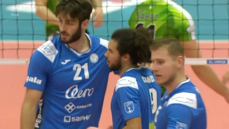 Volejbalisté Odoleny Vody porazili poslední Příbram a jsou čtvrtí