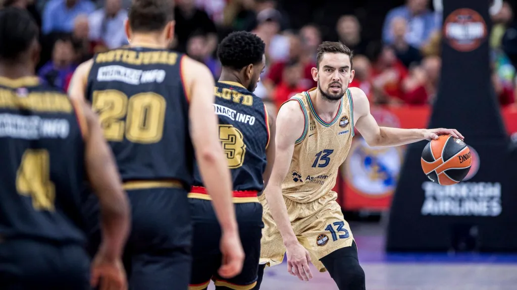 Barcelona - Monaco, Satoranský